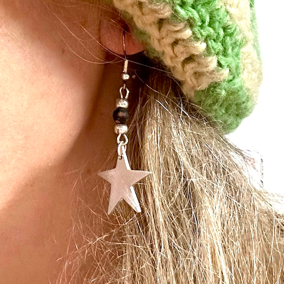 Little Star Earring- Black Bead
