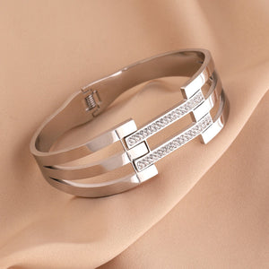 Bracelet steel color