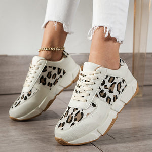 Leopard print white