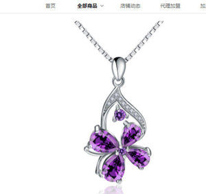 Clover pendant