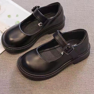 Universal maid shoes