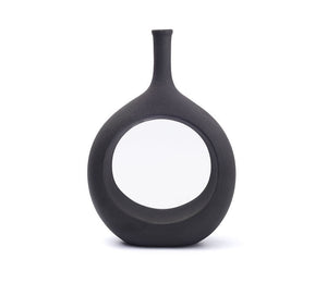 Hollow vase short black