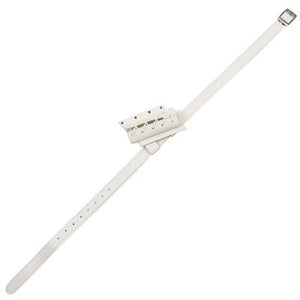 A white belt