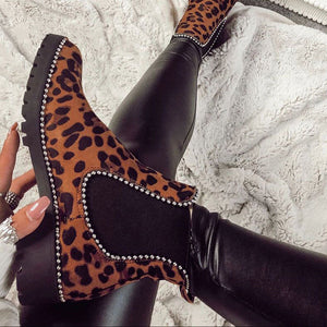 Leopard brown