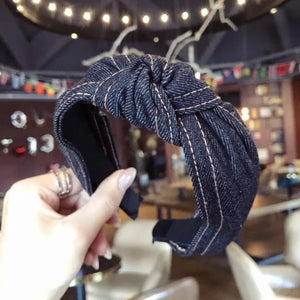 black hairband