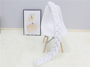 4M white