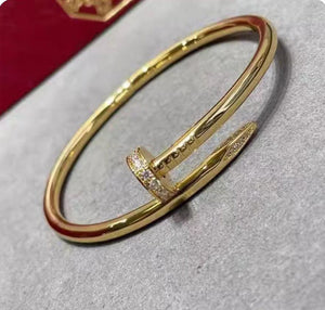 Coarse Version 【Head and Tail Diamonds】 Gold Color