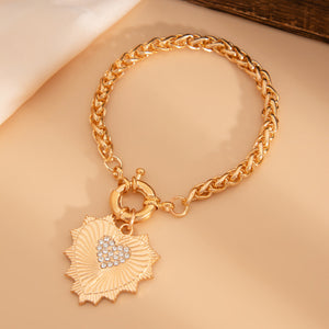 02   Gold Bracelet    2583