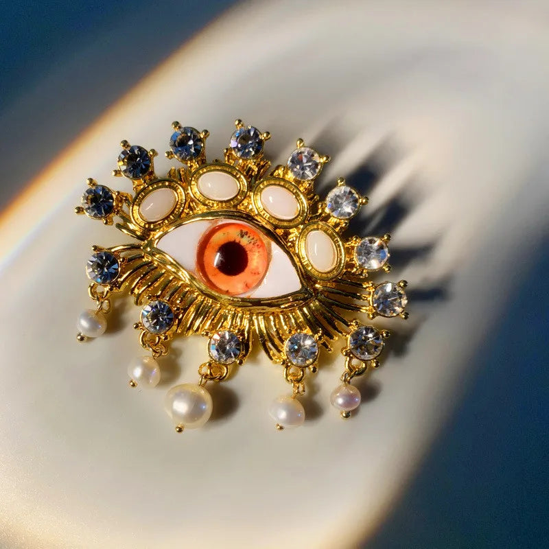 New Exaggerated Devil's Eye Brooch Baroque Pearl Tassel for Men Women Unisex Pin Jewelry European And American Vintage