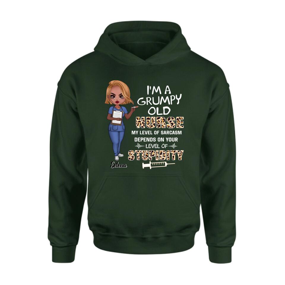 Personalized Grumpy Old Nurse Shirt/Pullover Hoodie - Gift Idea For Nurse - I'm A Grumpy Old Nurse
