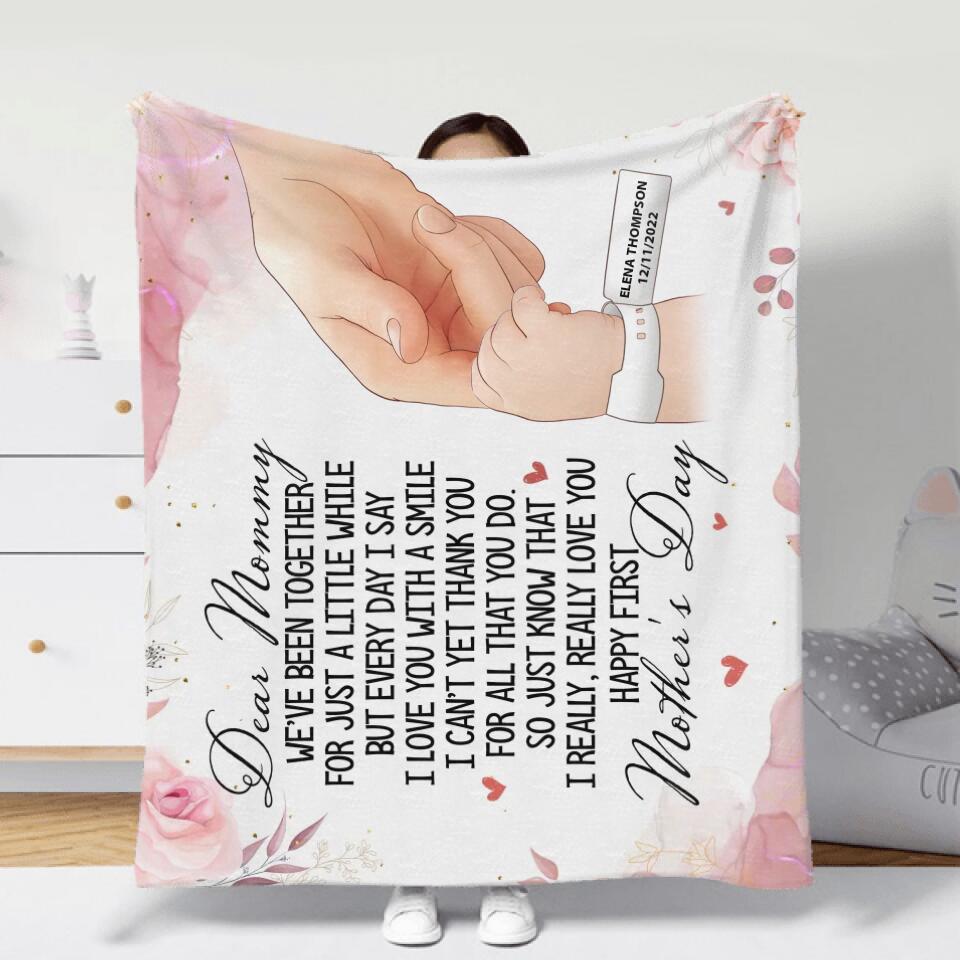 Personalized Dear Mommy Fleece Throw Blanket - Gift Idea For Mom/Mother's Day - I Love You With A Smile Happy First Mother's Day