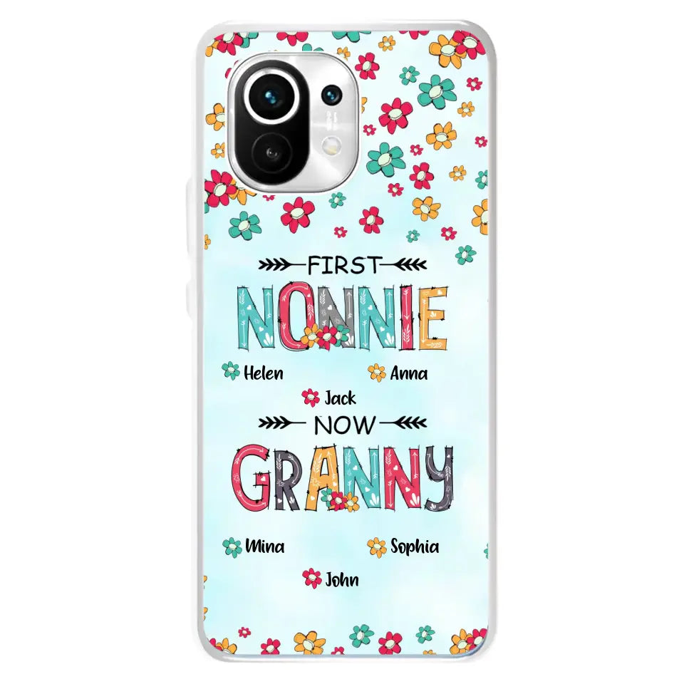 Personalized Grandma Phone Case - Up to 4 Kids And 8 Grandkids - Mother's Day Gift Idea for Grandma - First Mom Now Nana Kid And Grandkids Flower Pattern - Cases For Xiaomi/ Oppo/ Huawei