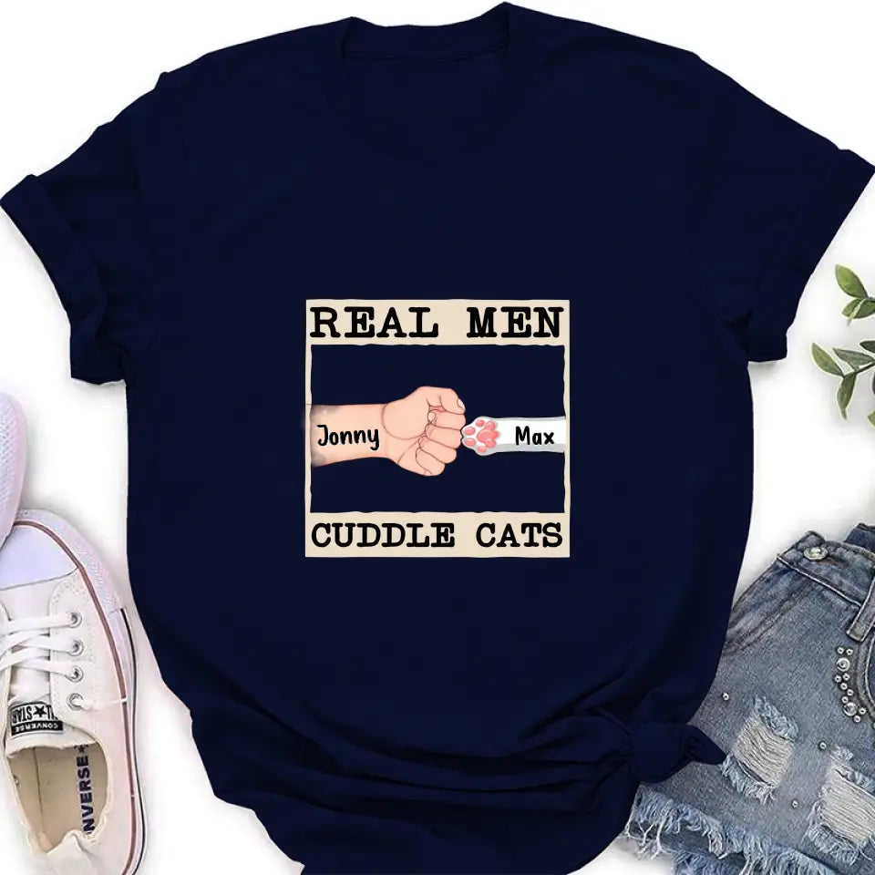 Personalized Cuddle T-Shirt - Up to 6 Cats - Father's Day Gift Idea for Cat Owners - Real Men Cuddle Cats