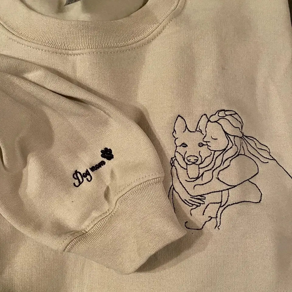 Personalized Embroidered Sweatshirt - Gift Idea for Valentin's Day/Mother's Day/Father's Day
