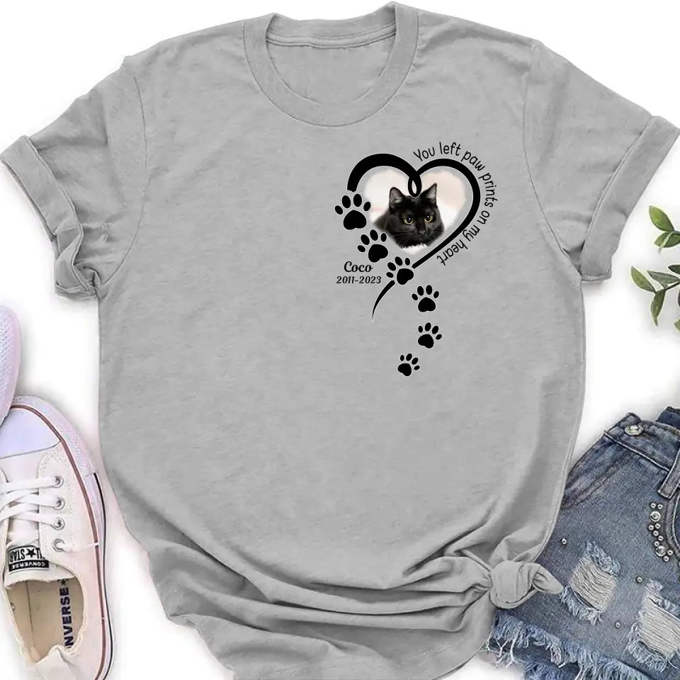 Personalized Memorial Cat T-shirt/Hoodie - Gift Idea For Cat Lover/Mother's Day/Father's Day - You Left Paw Prints On My Heart