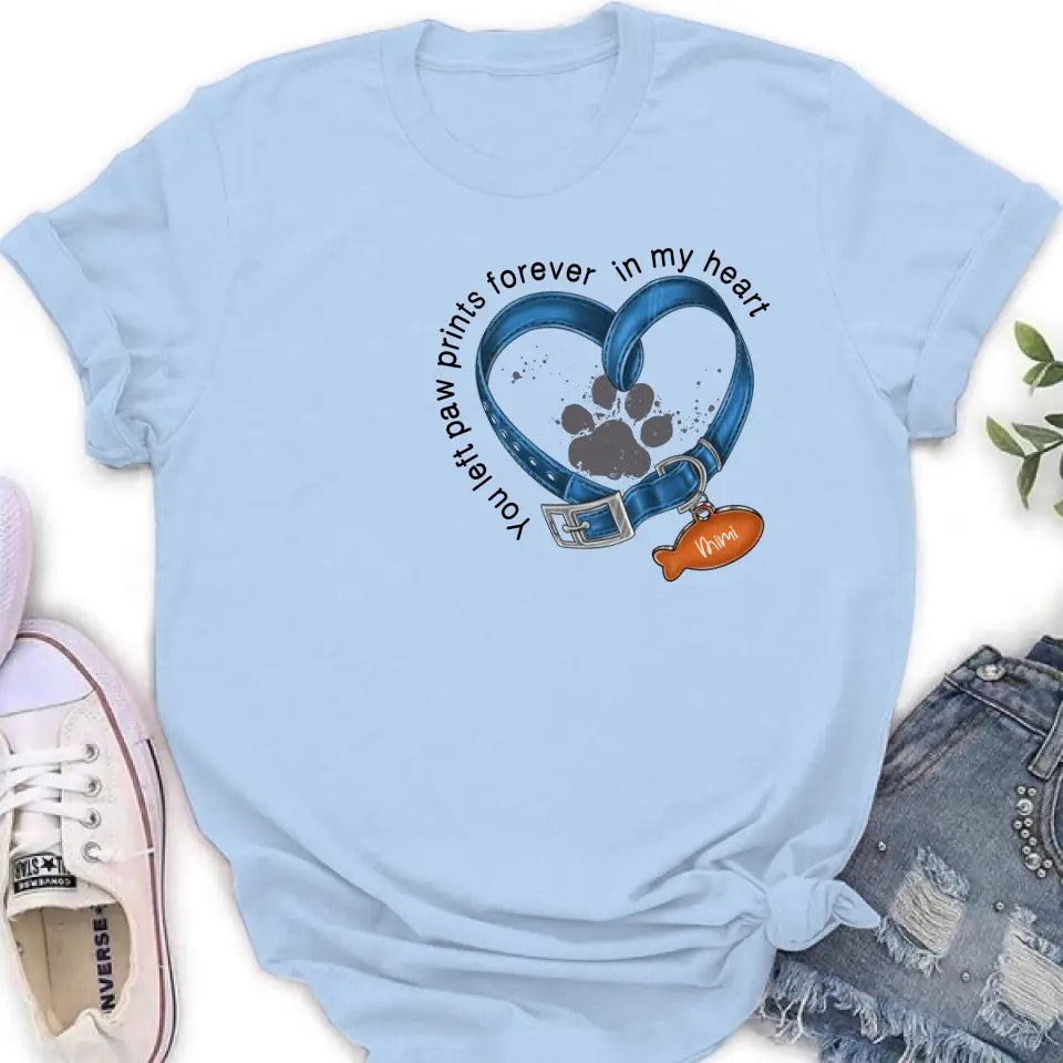 Personalized Memorial Paw Prints Cat Collar T-shirt/Hoodie - Gift Idea For Cat Lover/Mother's Day/Father's Day - You Left Paw Prints Forever In My Heart