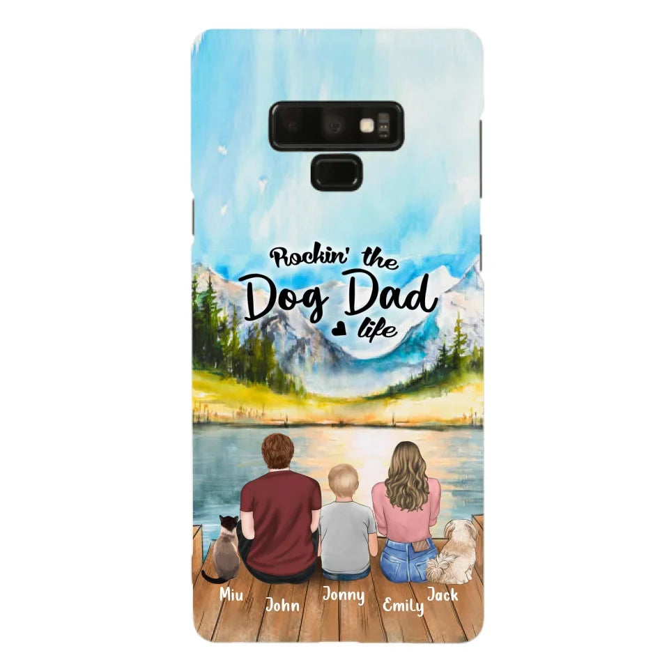Personalized Pet Couple Phone Case - Parent With 1 Kid And 2 Pets - Case For iPhone And Samsung