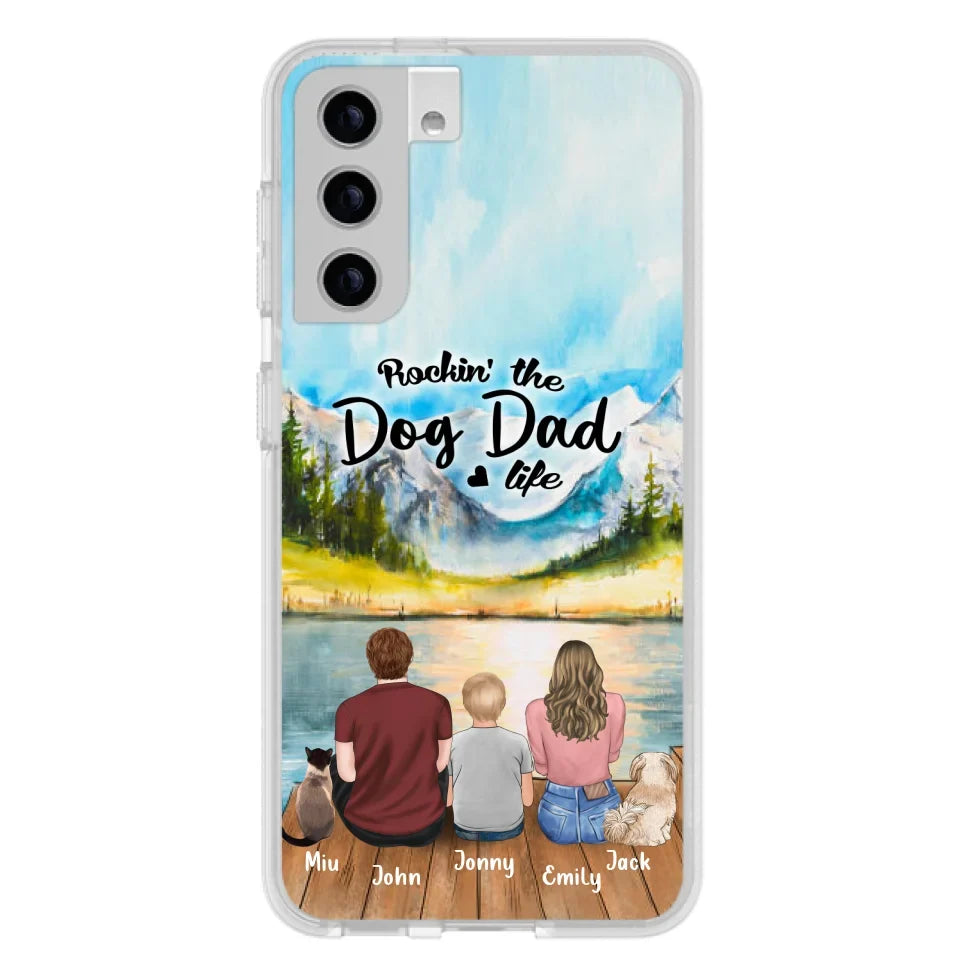 Personalized Pet Couple Phone Case - Parent With 1 Kid And 2 Pets - Case For iPhone And Samsung