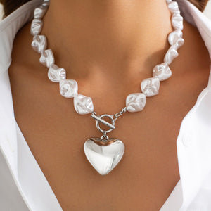 01 White K Necklace 6835