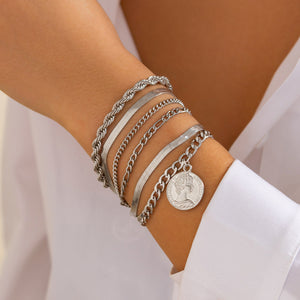White K Bracelet Set 5588