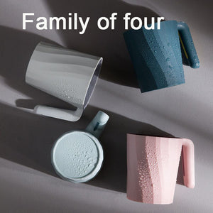 4 Colors