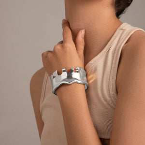 03 White K2398