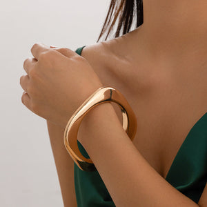 01 Gold  2448