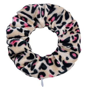 Rose red leopard print