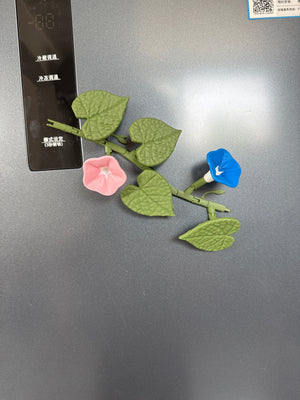 【 Single Vine 】4 leaves and 2 flowers