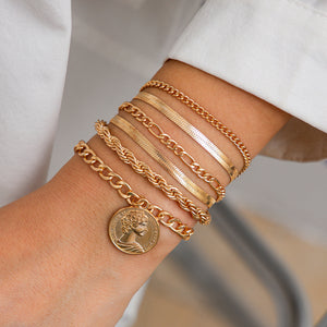 Gold Bracelet Set 5588