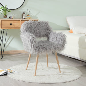 Grey＋ faux fur