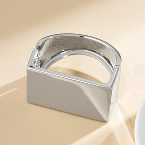 01 White K 2387