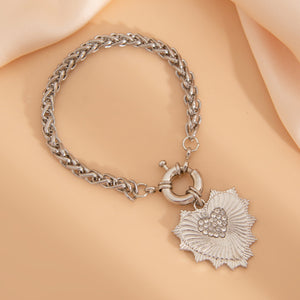 02  White K Bracelet  2583