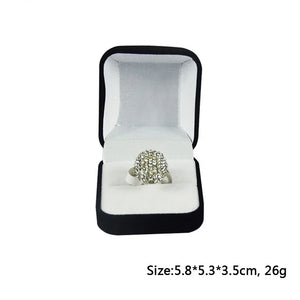 A black ring box