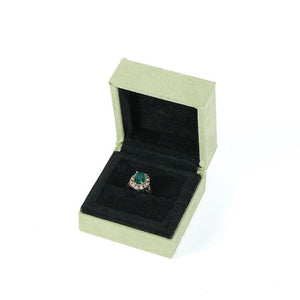 Ring box