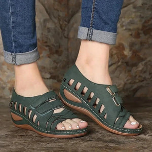 dark green