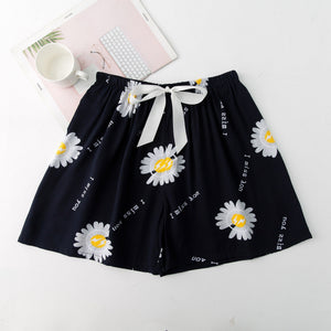 38 Black Little Daisy
