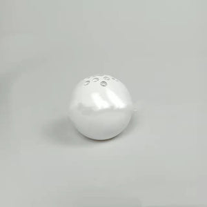 No.8 White