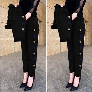 661 Black Embroidery