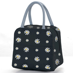 Small Daisy With Broken Flowers (Black)