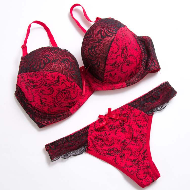 Plus Size Lace Color Matching Underwear Set for Comfortable Everyday Wear